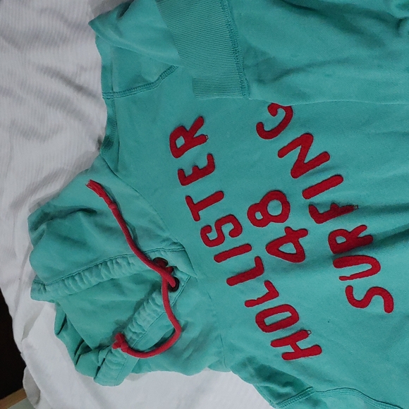 Hollister ‘48 Surfing’ teal pullover hoodie - Picture 1 of 9